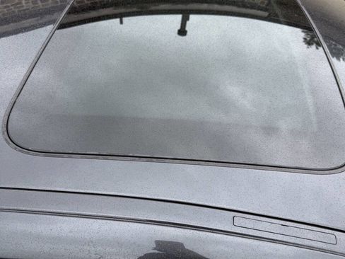 Used 2012 BMW 528i xDrive Sedan AWD/4WD image 14