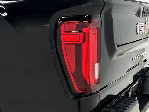 Used 2021 GMC Sierra 2500 AT4 w/ AT4 Premium Plus Package AWD/4WD image 40