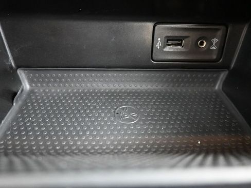 Used 2017 Volkswagen Beetle 1.8T SEL image 24