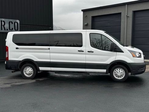 Used 2023 Ford Transit 350 XL image 3