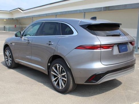 New 2026 Jaguar F-PACE R-Dynamic S image 10