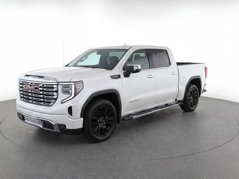 Used 2022 GMC Sierra 1500 Denali AWD/4WD image 2