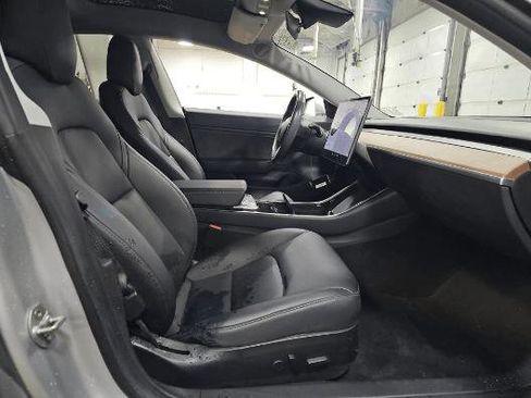 Used 2018 Tesla Model 3 Long Range image 23