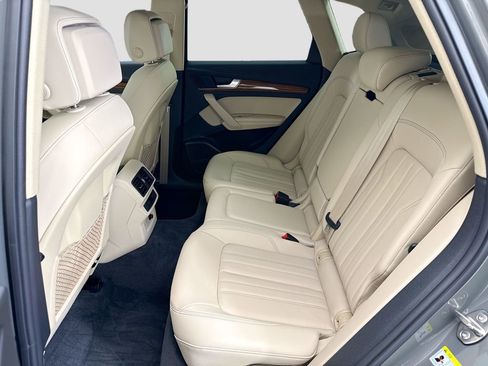 Certified 2023 Audi Q5 2.0T Premium Plus w/ Premium Plus Package image 19