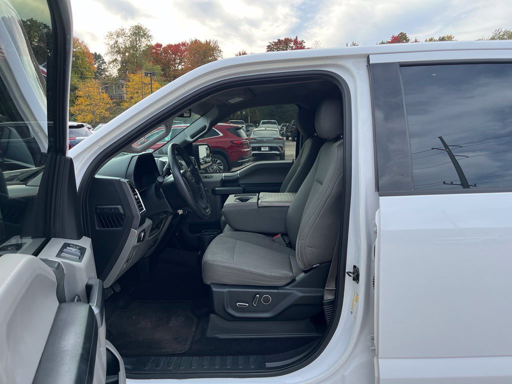 Used 2015 Ford F150 XLT w/ Equipment Group 302A Luxury RWD image 13