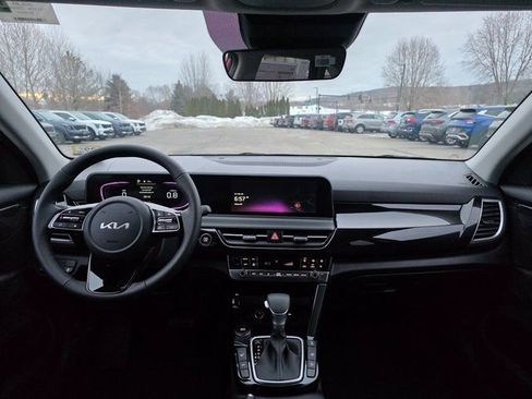 New 2026 Kia Seltos S image 17