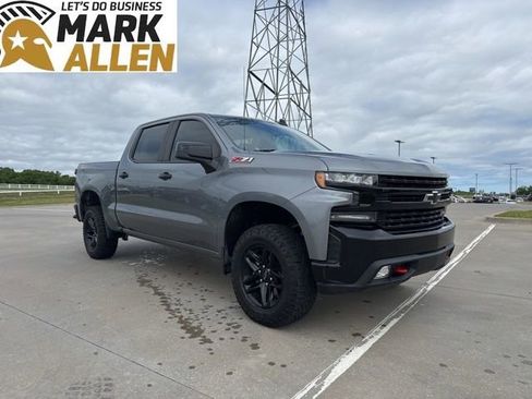 Used 2020 Chevrolet Silverado 1500 LT Trail Boss image 1