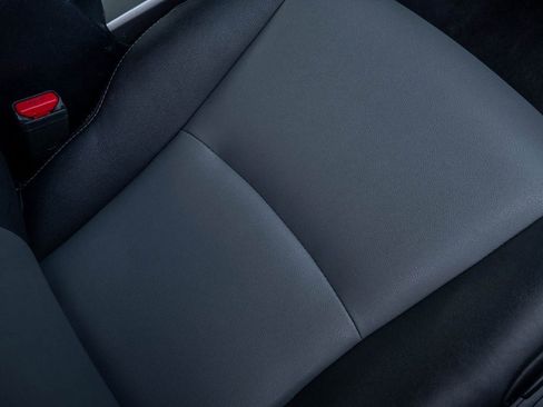 Used 2022 Toyota 4Runner SR5 Premium image 19