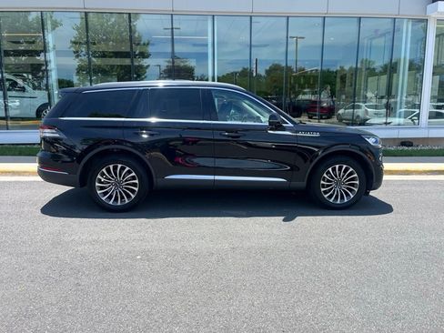 Certified 2022 Lincoln Aviator AWD w/ Premium Package image 10