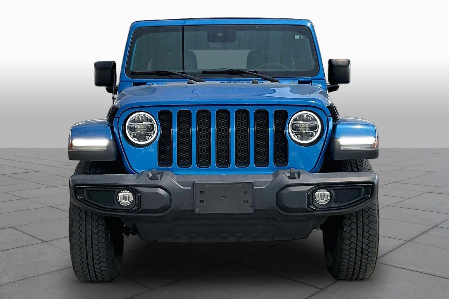 Used 2022 Jeep Wrangler Unlimited Sahara AWD/4WD image 4