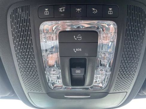 Used 2021 Mercedes-Benz GLE 350 4MATIC image 27