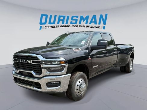 New 2026 RAM 3500 Big Horn AWD/4WD image 5