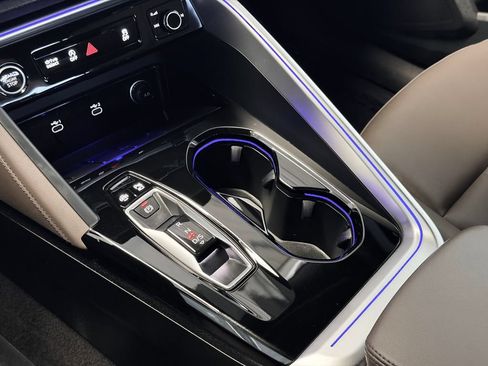 Certified 2025 Audi Q5 Premium Plus w/ Premium Plus AWD/4WD image 20