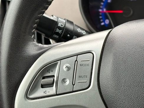 Used 2012 Hyundai Tucson Limited w/ Premium Pkg image 18