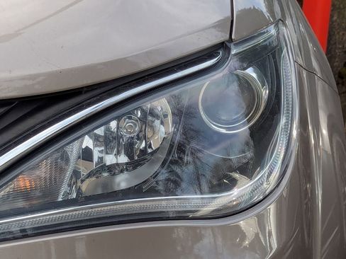 Used 2018 Chrysler Pacifica Limited w/ Advanced Safetytec Group image 11