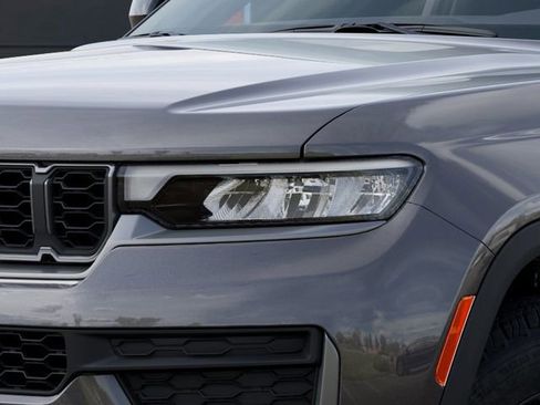 New 2026 Jeep Grand Cherokee L 4WD image 10