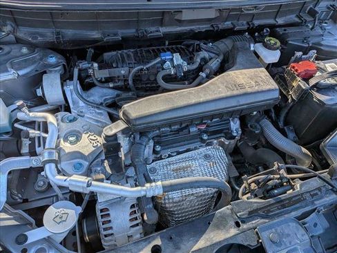 Used 2020 Nissan Rogue SV image 22