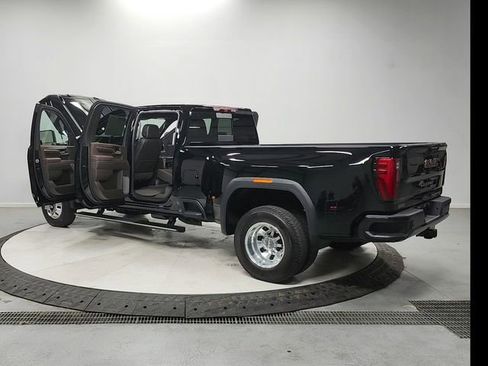 Used 2025 GMC Sierra 3500 Denali w/ Denali Reserve Package AWD/4WD image 13