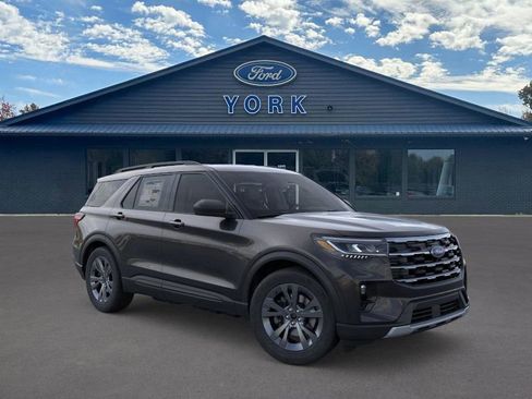 New 2026 Ford Explorer Active w/ Active Comfort Package image 7