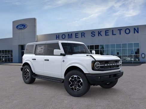 New 2026 Ford Bronco Outer Banks AWD/4WD image 7