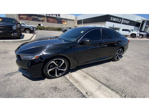 Used 2022 Honda Accord Sport image 4