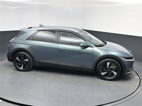 New 2026 Hyundai Ioniq 5 SE image 15