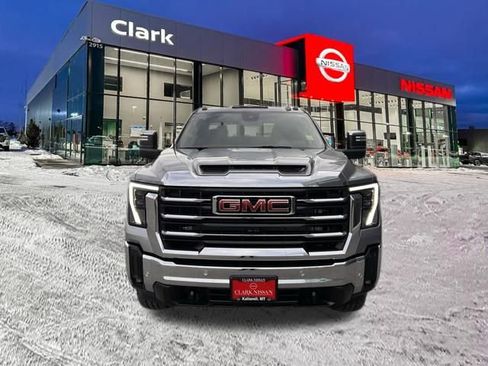 Used 2025 GMC Sierra 3500 SLT w/ SLT Premium Package image 2