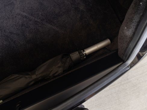 Used 2015 Aston Martin Vanquish Volante RWD image 31