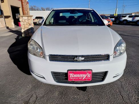 Used 2011 Chevrolet Impala LS image 3