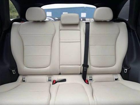 Used 2026 Mercedes-Benz GLC 300 GLC 300 image 49