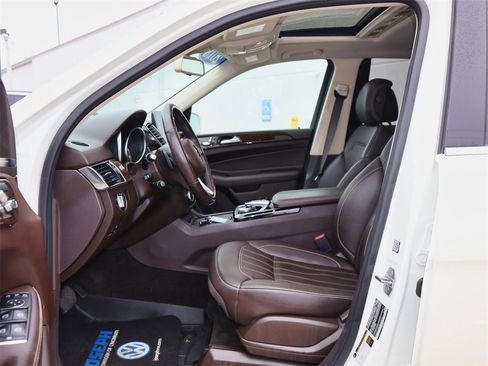 Used 2018 Mercedes-Benz GLE 350 4MATIC image 13