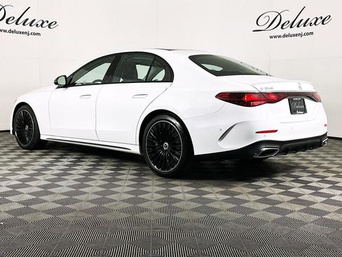 Used 2024 Mercedes-Benz E 350 4MATIC Sedan w/ Airmatic Package image 4