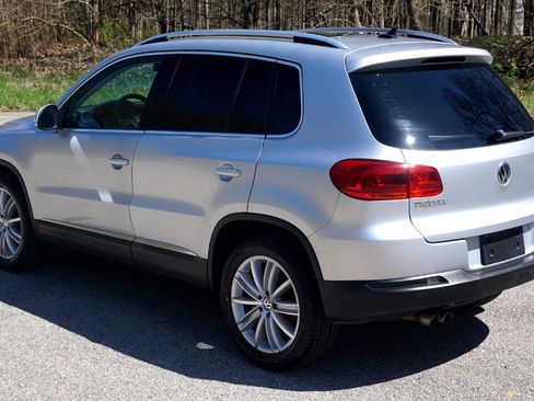 Used 2015 Volkswagen Tiguan SEL image 3