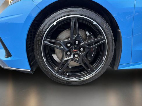 Used 2023 Chevrolet Corvette Stingray Premium Conv w/ Z51 Performance Package RWD image 10