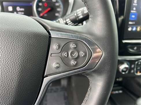 Used 2023 Chevrolet Traverse RS image 25