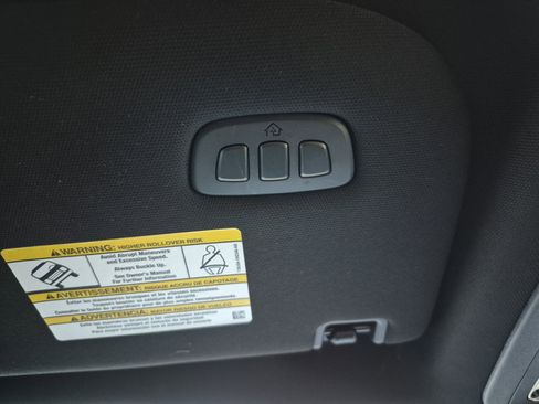 Certified 2023 Ford F150 Platinum w/ Equipment Group 701A High image 46