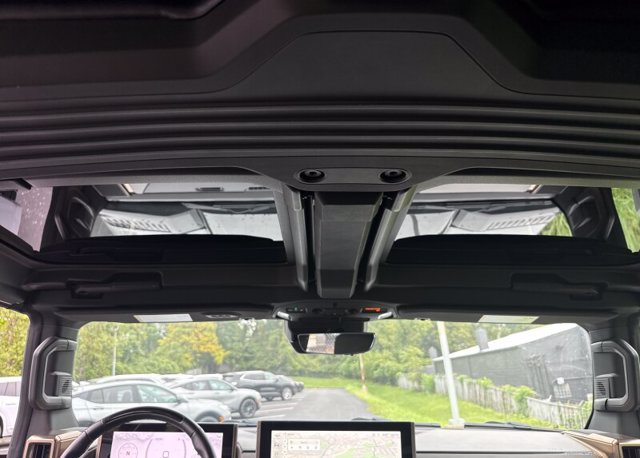 Used 2025 GMC Hummer EV 2X AWD/4WD image 6