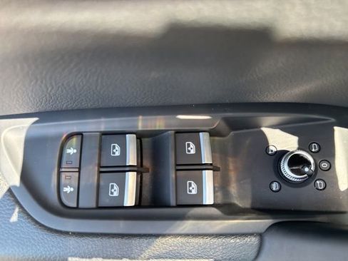 Used 2019 Audi Q5 2.0T Premium w/ Convenience Package image 15