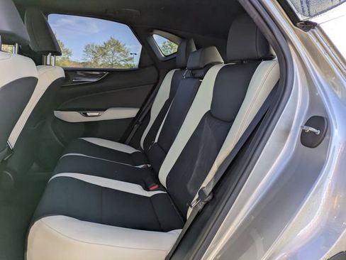 Used 2023 Lexus NX 250 FWD image 15