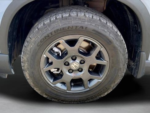 Used 2024 Honda Pilot TrailSport image 12