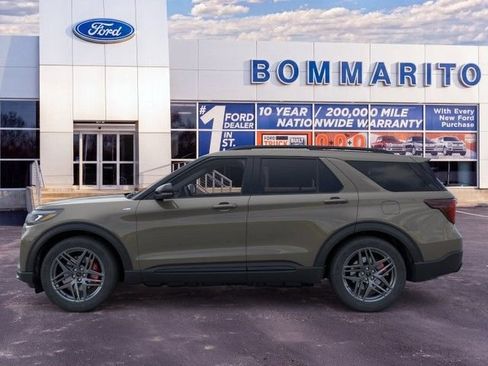 New 2026 Ford Explorer ST-Line w/ ST-Line Street Pack AWD/4WD image 3