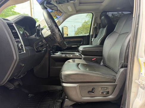 Used 2017 RAM 2500 Laramie w/ Sport Appearance Group AWD/4WD image 9