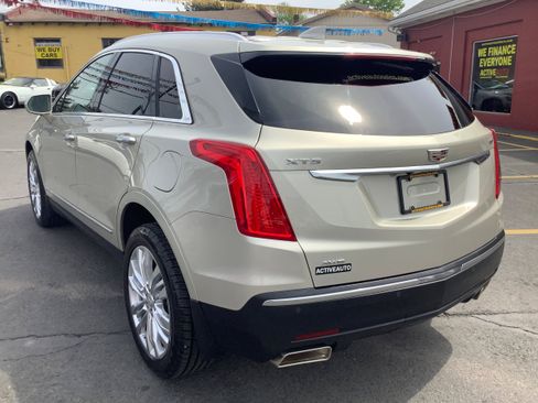 Used 2017 Cadillac XT5 Premium Luxury AWD/4WD image 5