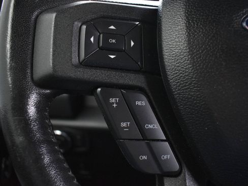 Used 2018 Ford F150 XLT w/ Equipment Group 302A Luxury AWD/4WD image 19