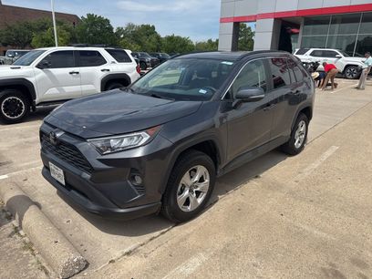 Used 2020 Toyota RAV4 XLE w/ Convenience Package