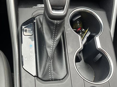 Used 2022 Toyota Highlander XLE image 13