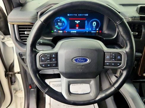 Used 2022 Ford F150 Lightning Lariat AWD/4WD image 13