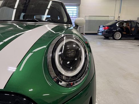 Certified 2024 MINI Cooper SE image 9