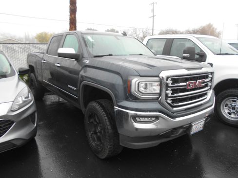 Used 2017 GMC Sierra 1500 SLT w/ SLT Premium Package image 1