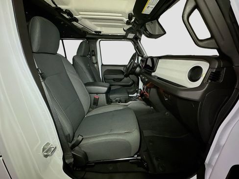 New 2026 Jeep Wrangler Willys AWD/4WD image 32